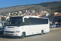 Mercedes Vario O815 – 28+2 fős